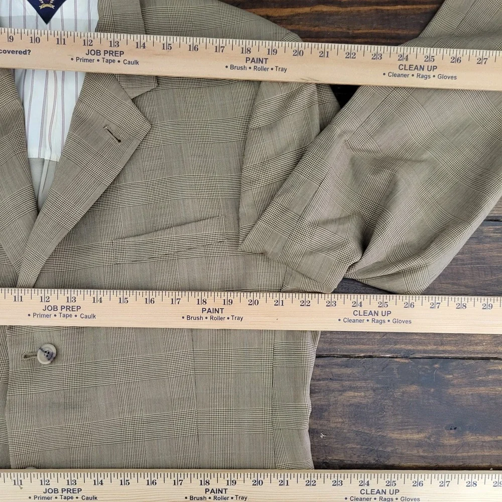 VTG Tommy Hilfiger Men's Sport Coat Blazer Three Button Brown Plaid Wool Sz‎ 44L